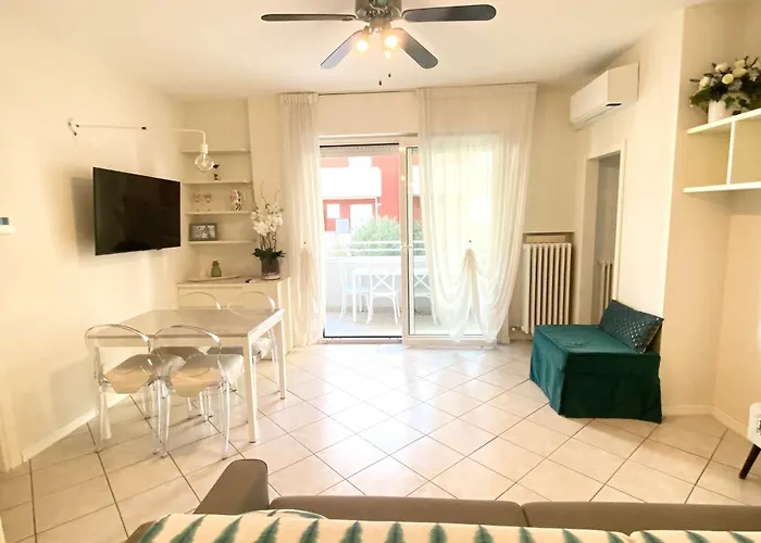 Lolly Lägenhet Riccione